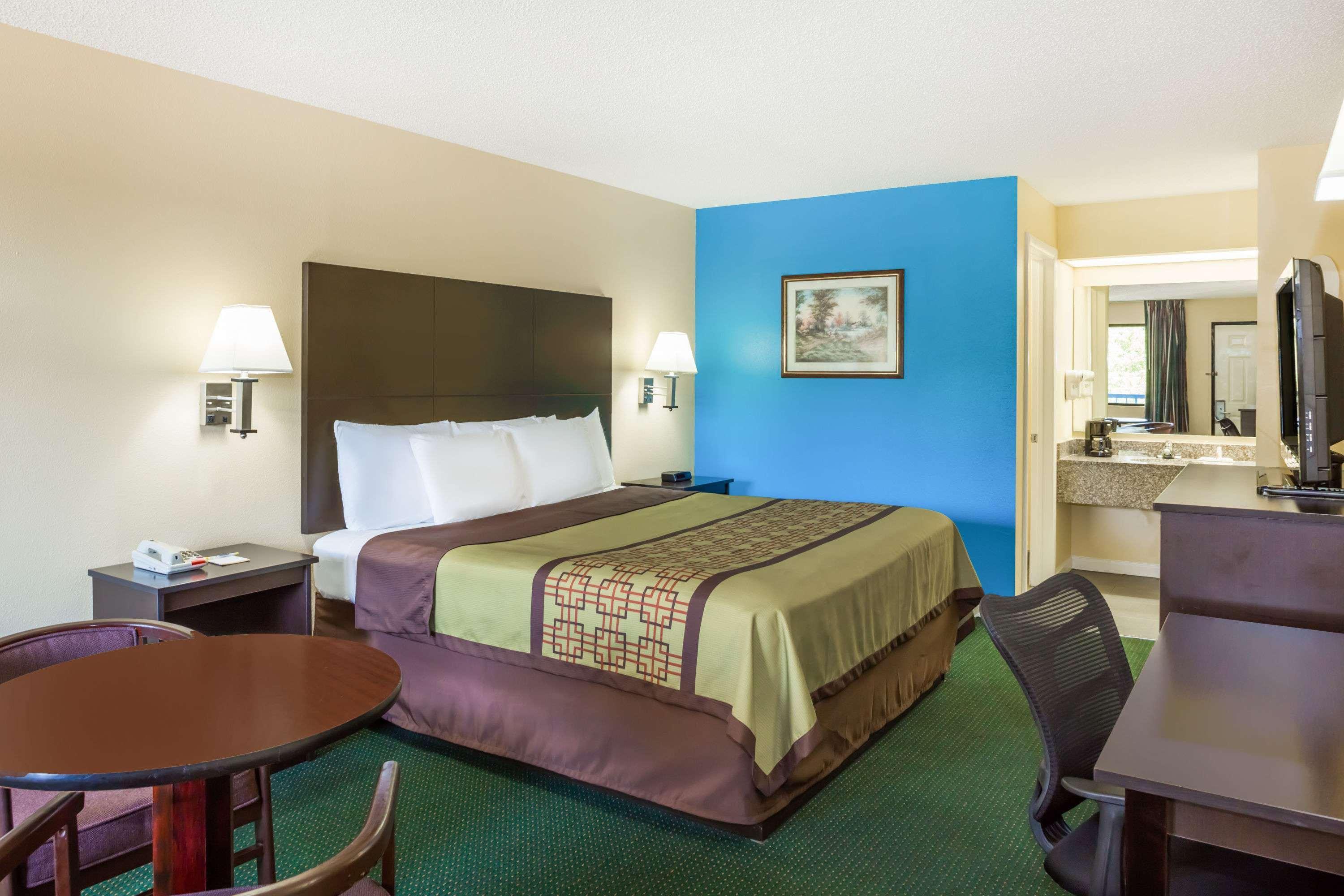 Days Inn By Wyndham Enterprise Esterno foto