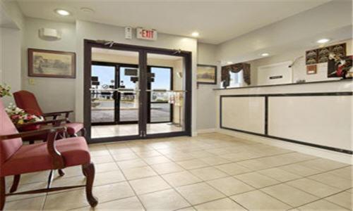 Days Inn By Wyndham Enterprise Interno foto
